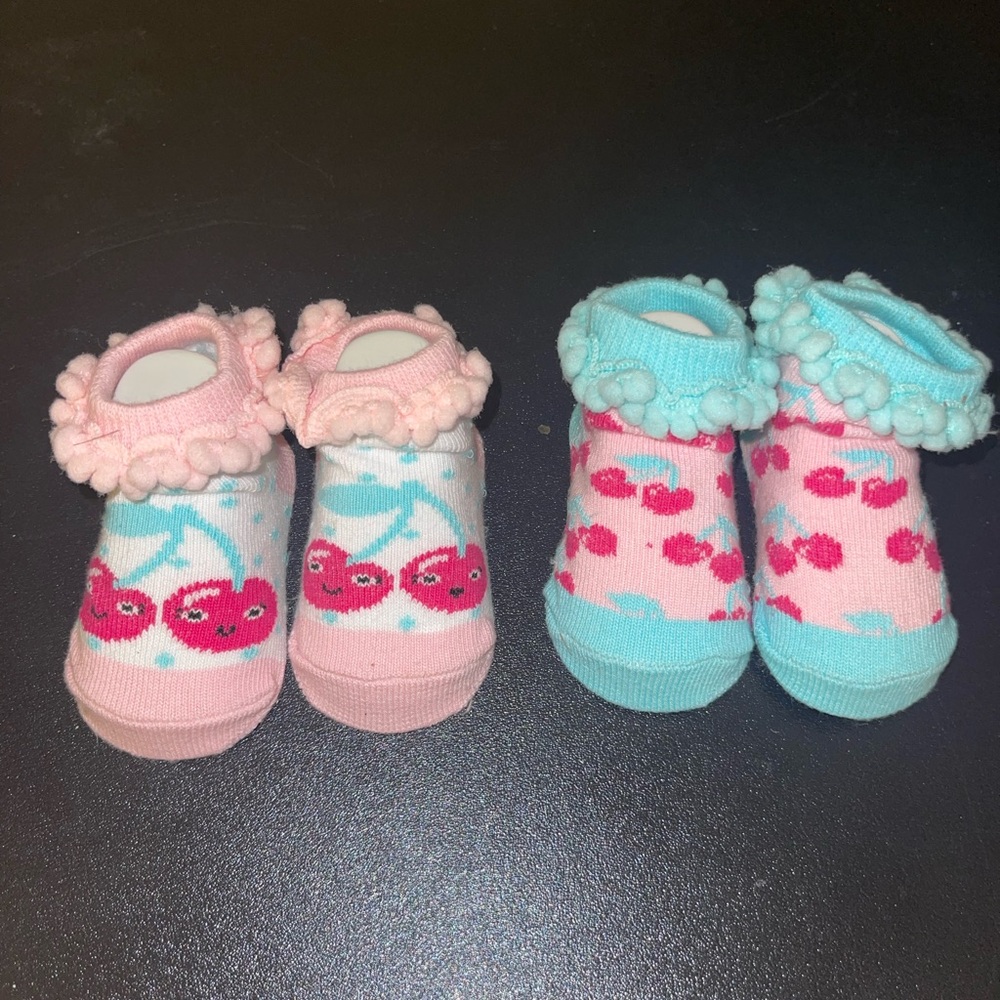 Infant girls socks - newborn